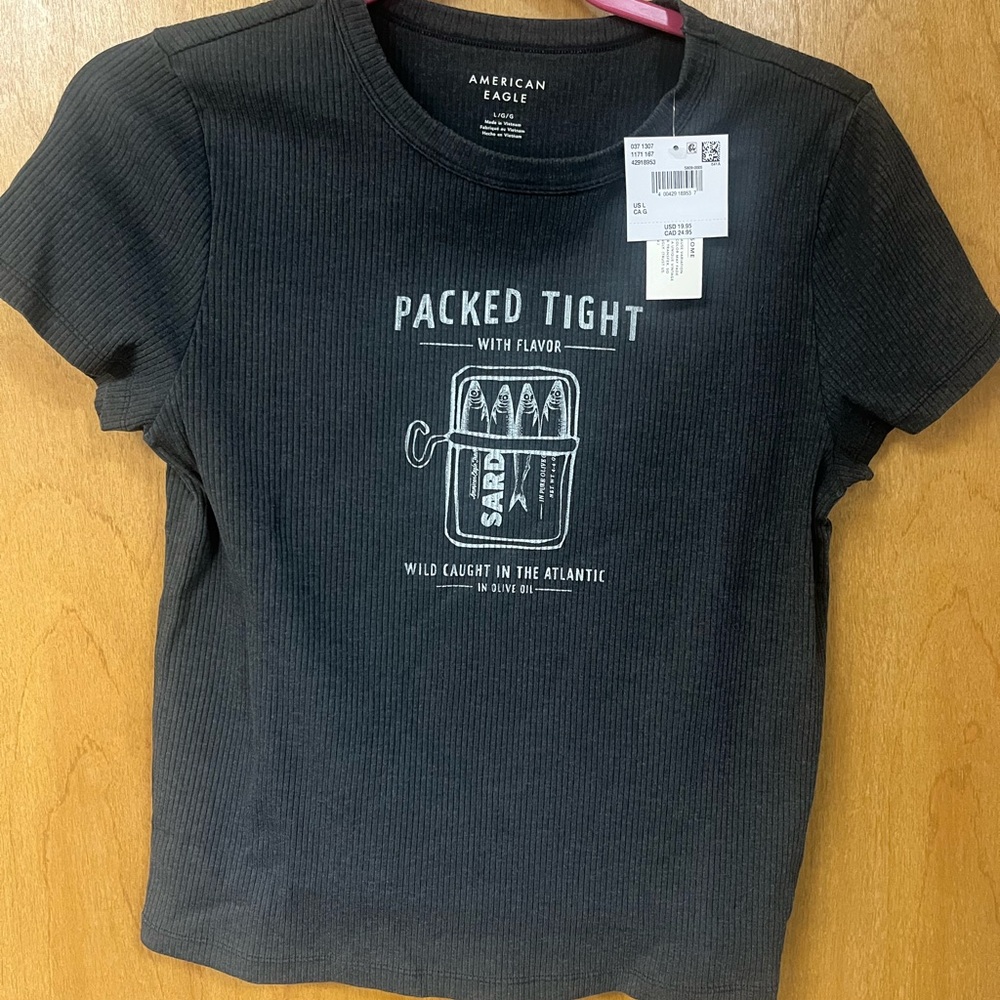 American Eagle Charcoal Graphic Tee